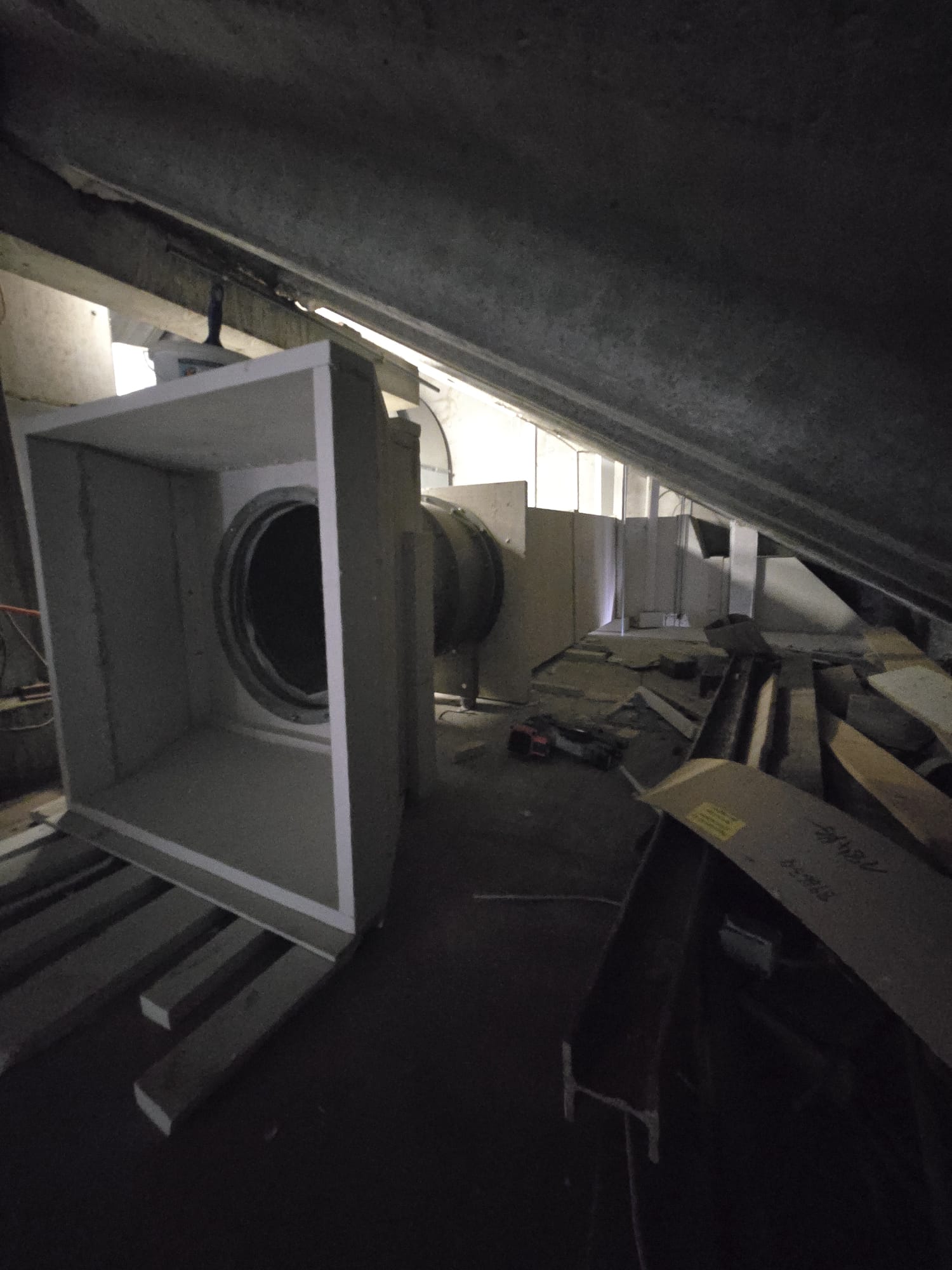 Feuerwiderstandsfähiger Entrauchungskanal (MRA) H+M Deggendorf gallery